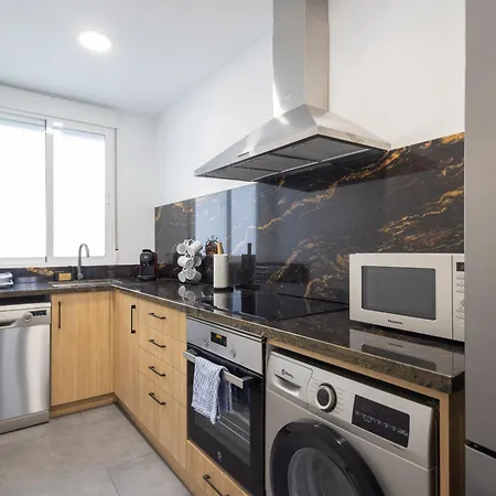 Florit Flats - The Patraix Apartment