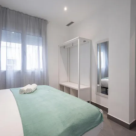 Florit Flats - The Patraix Appartement *