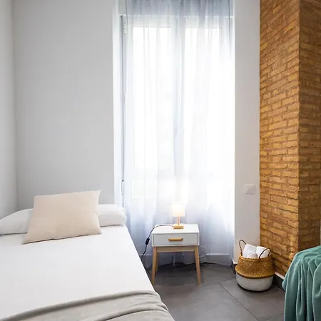 Florit Flats - The Patraix Apartment Valencia